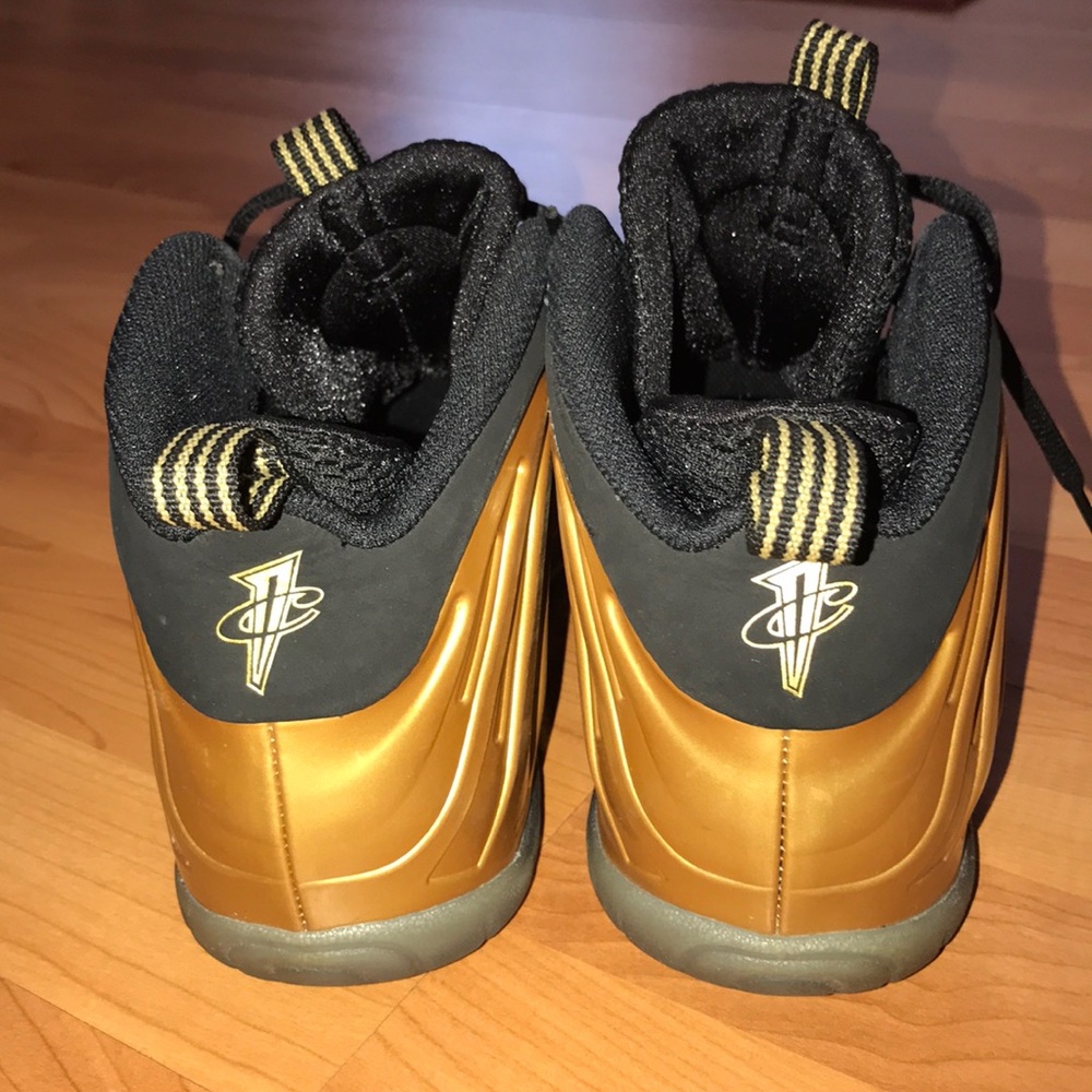 Nike Foamposite - Picture 3 of 5
